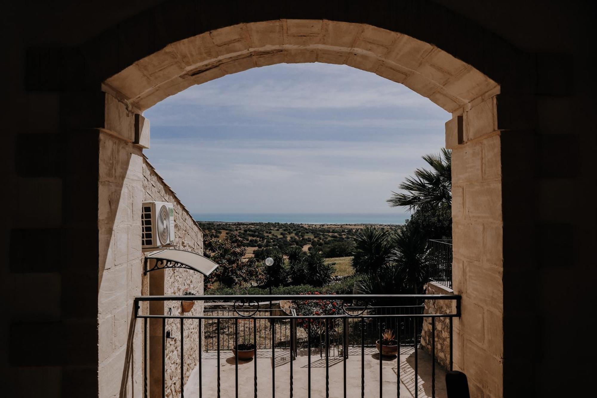 Balcone Mediterraneo - Donnalucata & Marina Di Ragusa Eksteriør bilde